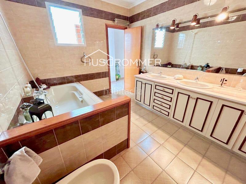 Foto cd19911b-5d00-404c-85f0-f6a32d3cac2a. House with heating parking in El Pilar Villarreal / Vila - real