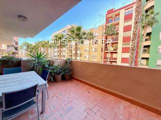 Pis  Pius xii. Piso en venta en centre