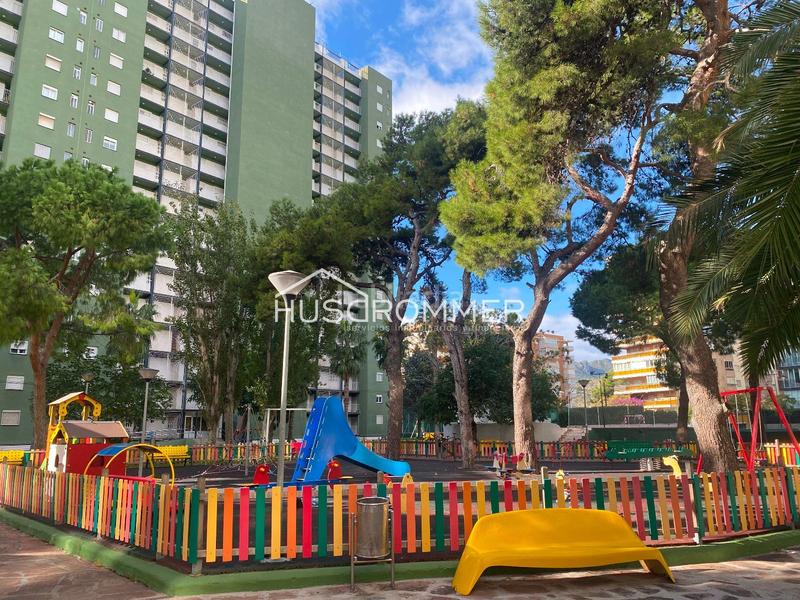 Foto bbd07671-ba98-4441-b71c-b0d20349be36. Lloguer pis amb aparcament piscina a Voramar Benicasim / Benicàssim