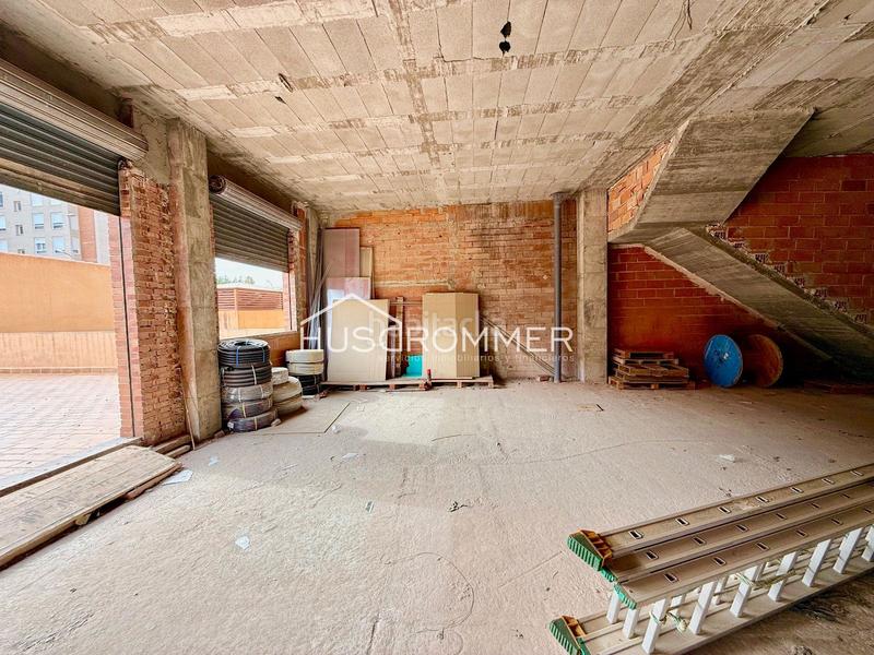 Foto b4715ea1-e9ce-4e60-a7e7-7f15ff03a4ae. Business premise in Piscinas Villarreal / Vila - real