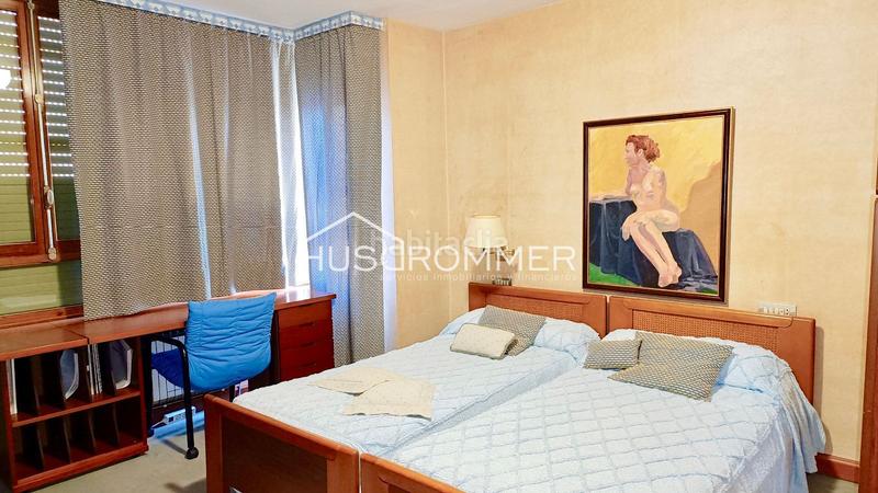 Foto 676aa85b-b4cf-4d36-86e4-5bd54f6e0bab. House with parking in Centro Villarreal / Vila - real