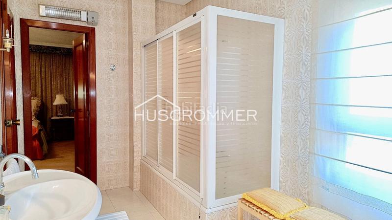 Foto a2093ca4-60d4-44d5-8e3a-e691f7e51d9e. House with parking in Centro Villarreal / Vila - real