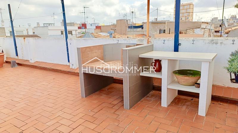 Foto b8c18f10-3655-401c-9c61-80b8de405b0f. House with parking in Centro Villarreal / Vila - real