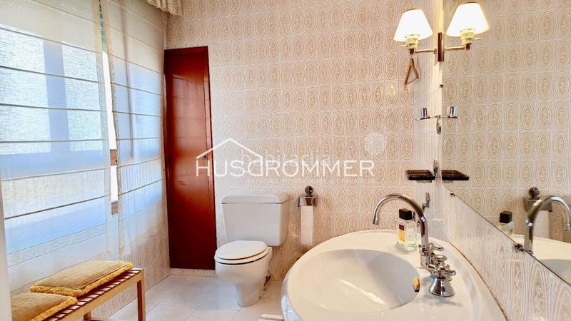 Foto c4d59508-32bf-40f4-b6bb-9520ef3f9ce6. House with parking in Centro Villarreal / Vila - real