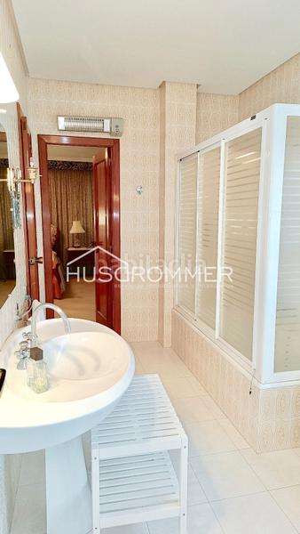 Foto c598db79-60f8-413d-8a3d-3184eefd826d. House with parking in Centro Villarreal / Vila - real