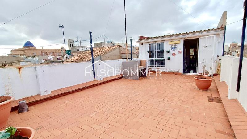 Foto e3f40933-3f8f-4c45-87dc-ae6e1a2d47f9. House with parking in Centro Villarreal / Vila - real