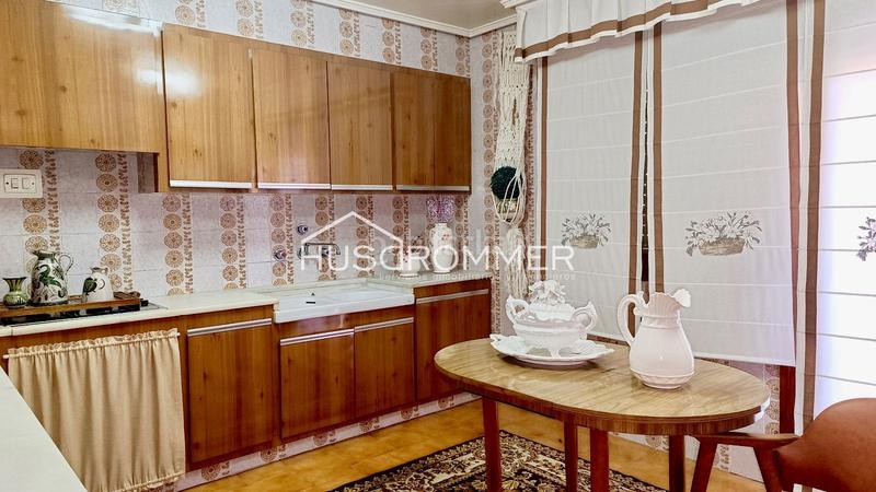 Foto e93e27d4-6326-4f33-b322-ae36cf2e0209. House with parking in Centro Villarreal / Vila - real