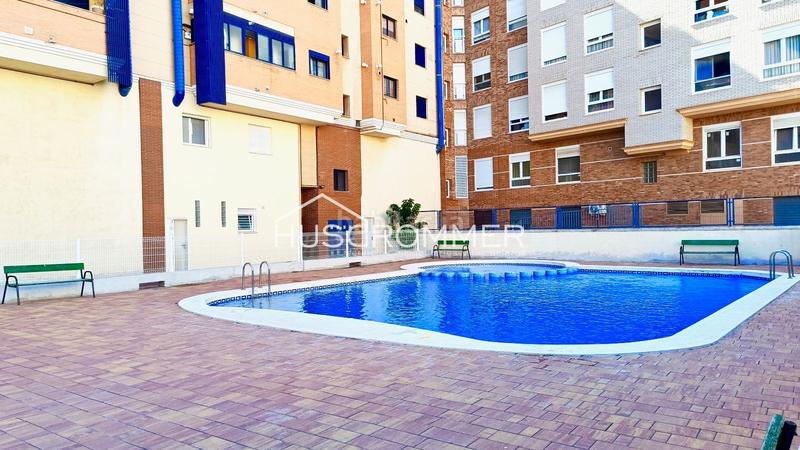 Foto f98ab810-1811-4ab9-a430-cf6c07b10811. Local comercial local en venta en piscines en Piscinas Villarreal / Vila - real