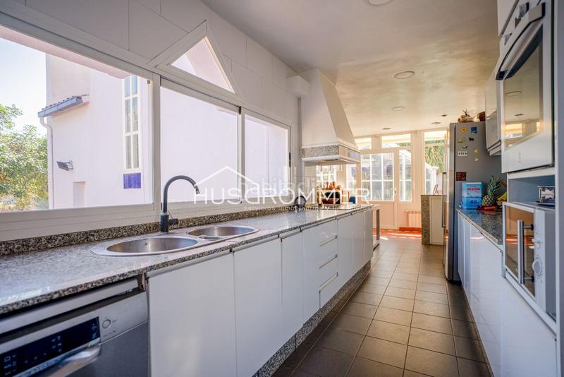 Foto c9a9de82-0107-4ed5-926e-a1d45393cb5d. Chalet with heating parking pool in Estadio Castalia Castellón de la Plana