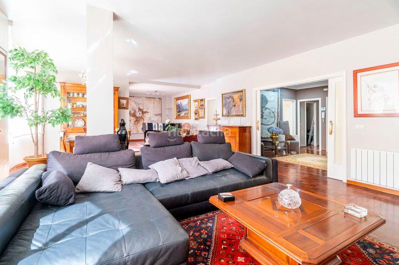 Foto 22d2e3f2-075c-41a4-a9ff-60b2faaecf2f. Piso  amplio, reformado y elegante en salesianos, en Burriana