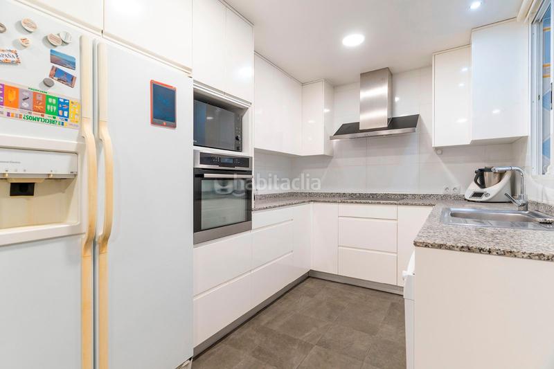 Foto 2d1974e4-f4b6-4648-b263-b8ebcadf9ac0. Piso  amplio, reformado y elegante en salesianos, en Burriana