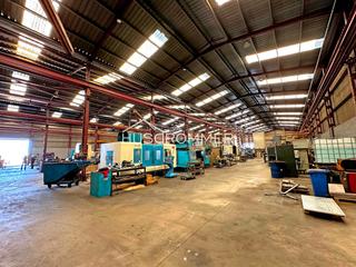 Bâtiment à usage industriel à Cv-20 96. Venta de nave industrial en vilareal