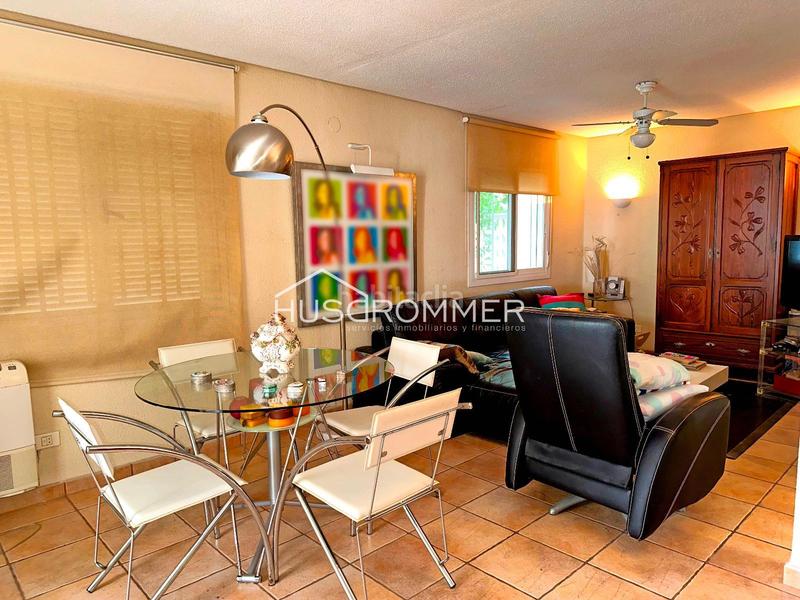 Foto 02740ed7-857e-4389-a2d2-5ca2d2a5bb94. Chalet mit parking in Playa Burriana