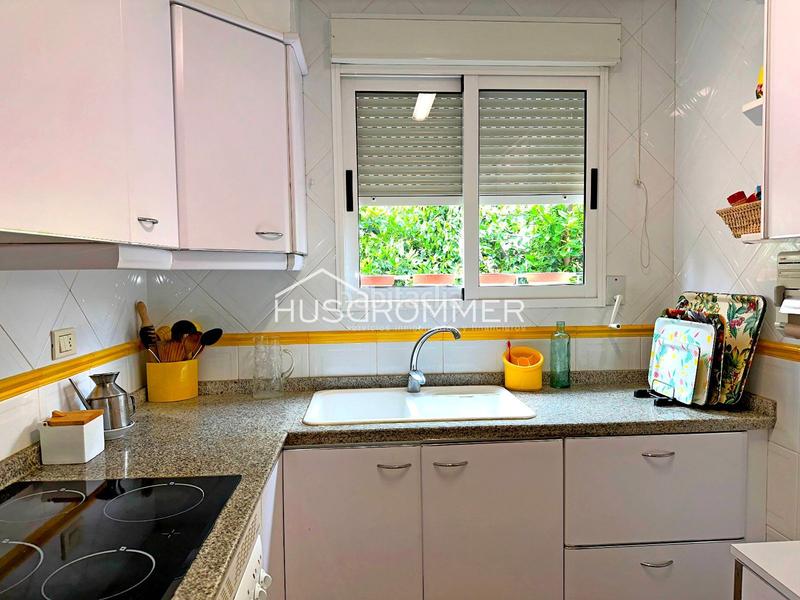 Foto 0e585cd6-60f6-452d-9e4d-a12688907613. Chalet mit parking in Playa Burriana