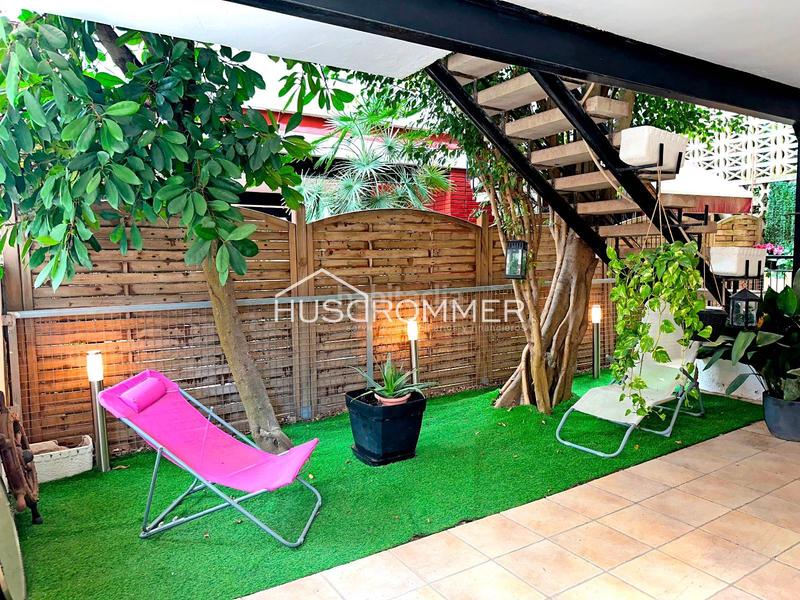 Foto 53f2bbcc-d199-4d93-a119-c6da9dbc73f6. Chalet mit parking in Playa Burriana