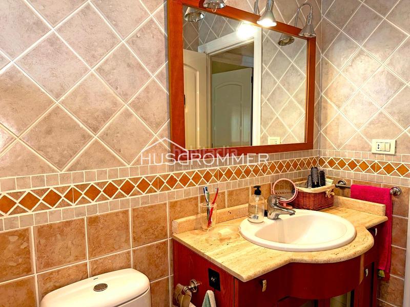 Foto 956ad690-b615-485e-8f75-dfd0c19cde53. Chalet mit parking in Playa Burriana