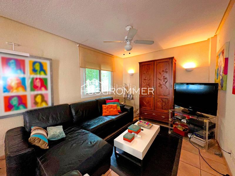 Foto f3b4e617-695d-4850-b806-499801dd87b0. Chalet mit parking in Playa Burriana