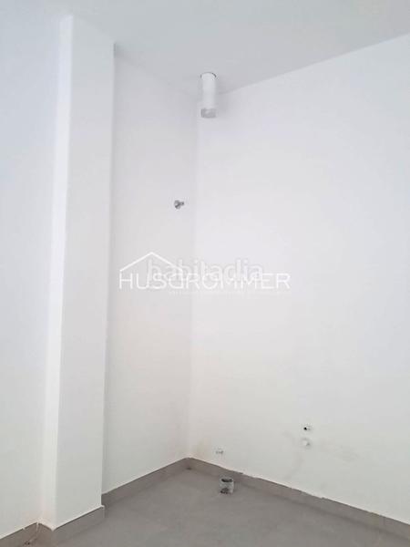 Foto f16e351c-d1ec-4e6d-935f-046c82ed28ba. Location local commercial dans Piscinas Villarreal / Vila - real