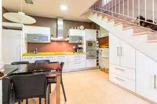 Maison jumelée  Serra de irta. Adosado con garaje y terraza en zona tranquila