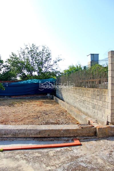 Foto 573bdb53-28d3-41d5-8ce0-77e26d6c82e8. Chalet  con jardín, piscina y barbacoa en vilareal en Villarreal / Vila - real