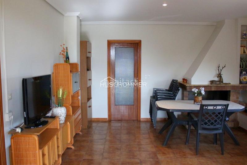 Foto 6a0c9a5b-95e2-417f-9257-6111156ef451. Chalet  con jardín, piscina y barbacoa en vilareal en Villarreal / Vila - real