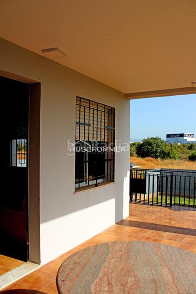 Foto 92c055a1-11b0-4dd6-ad7c-1bb121f5d865. Chalet  con jardín, piscina y barbacoa en vilareal en Villarreal / Vila - real