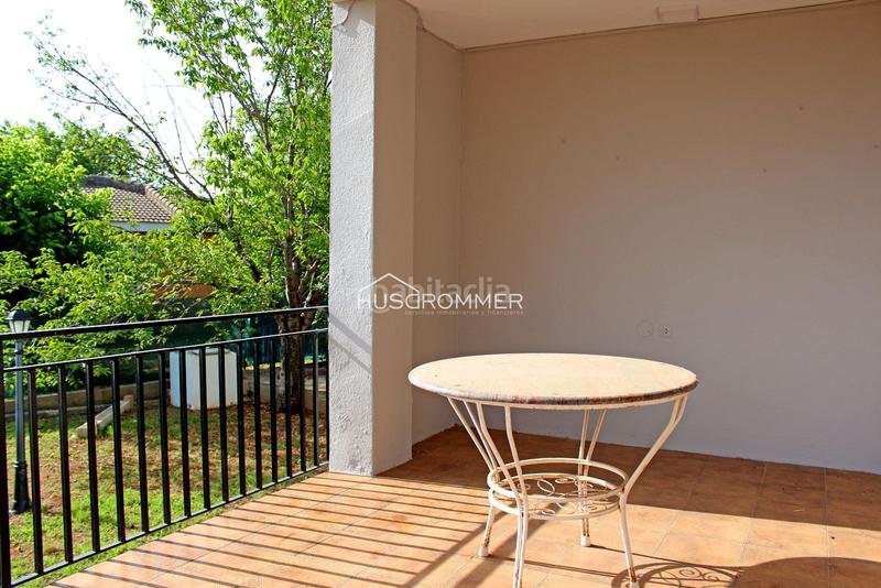 Foto ac9bada9-dafe-4a22-a8e9-d9d4de1a8c91. Chalet  con jardín, piscina y barbacoa en vilareal en Villarreal / Vila - real