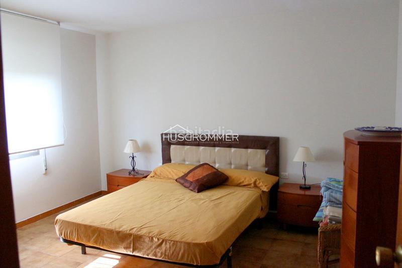 Foto e9f4e0a8-c345-4757-a2cd-549bfe5bef0e. Chalet  con jardín, piscina y barbacoa en vilareal en Villarreal / Vila - real