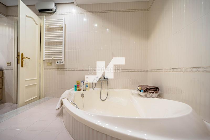 Foto 9d4ab63a-fb61-4a60-ba99-81a07b759ca4. Pis amb calefacció aparcament a Centro Villarreal / Vila - real