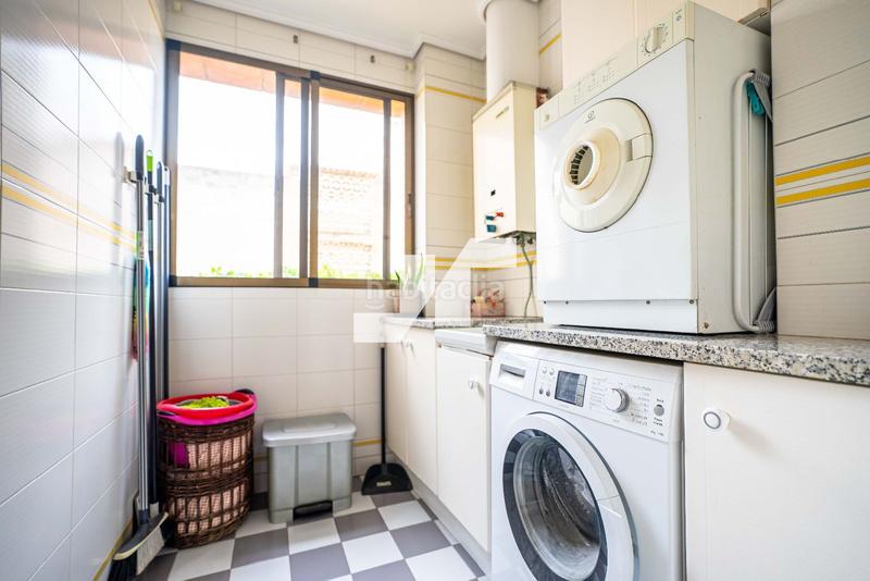 Foto d636b120-972a-4ffd-96da-88c03d5db1c2. Pis amb calefacció aparcament a Centro Villarreal / Vila - real