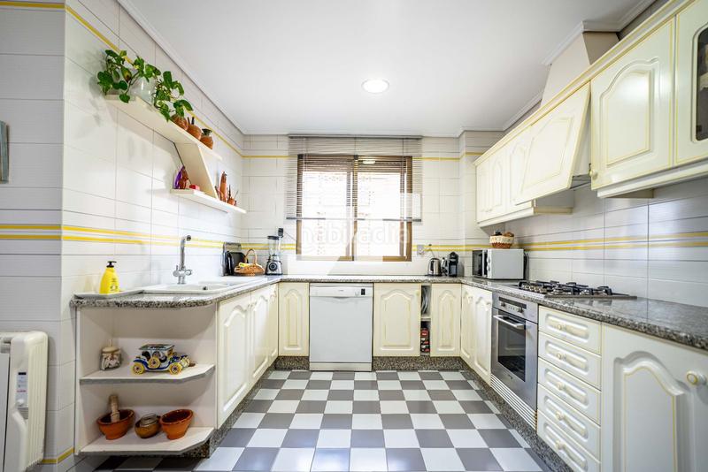 Foto ff197f03-8f4d-4abc-99fc-792bb1ad82d9. Pis amb calefacció aparcament a Centro Villarreal / Vila - real