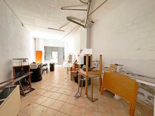 Local commercial  Huesca. Local comercial en vilareal de 72 m con aseo