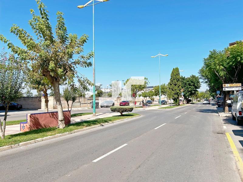 Foto aa5b4af8-57bf-4b31-bbcd-8d255f601f49. Lloguer local comercial a Avenida Alemania-Italia Villarreal / Vila - real