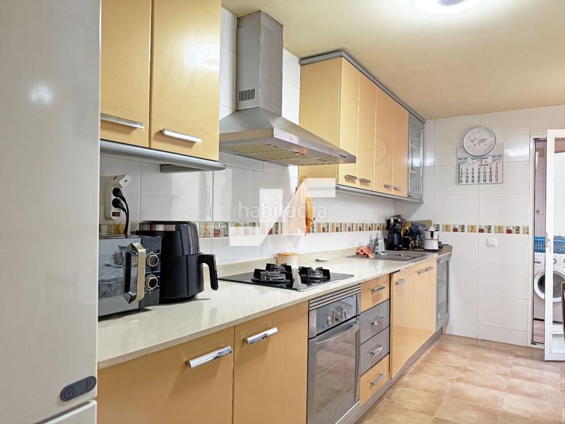 Foto ea024ad5-5800-4d16-b2c2-a8a0c9666606. Pis amb calefacció aparcament a Centro Almazora / Almassora