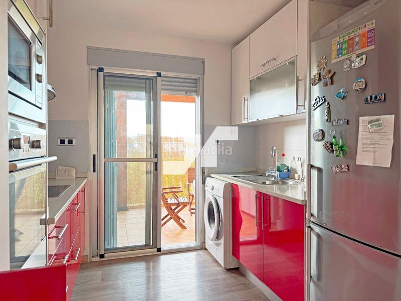 Foto 4ba67c57-1dec-427e-a969-03a63d27a765. Reihenhaus mit heizung parking pool in Casco Antiguo-Darremur Almazora / Almassora