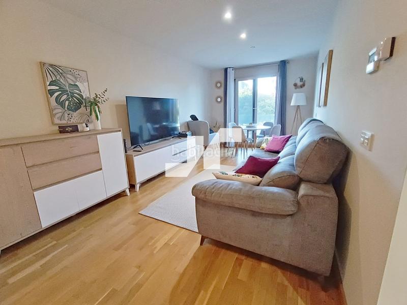 Foto 43211c03-e22a-4b74-9557-0d210551986c. Pis amb calefacció aparcament piscina a Ciutat del Transport - La Salera Castellón de la Plana