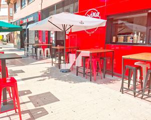 Location Local commercial  França. Local en alquiler con traspaso y licencia en zona comercial de v