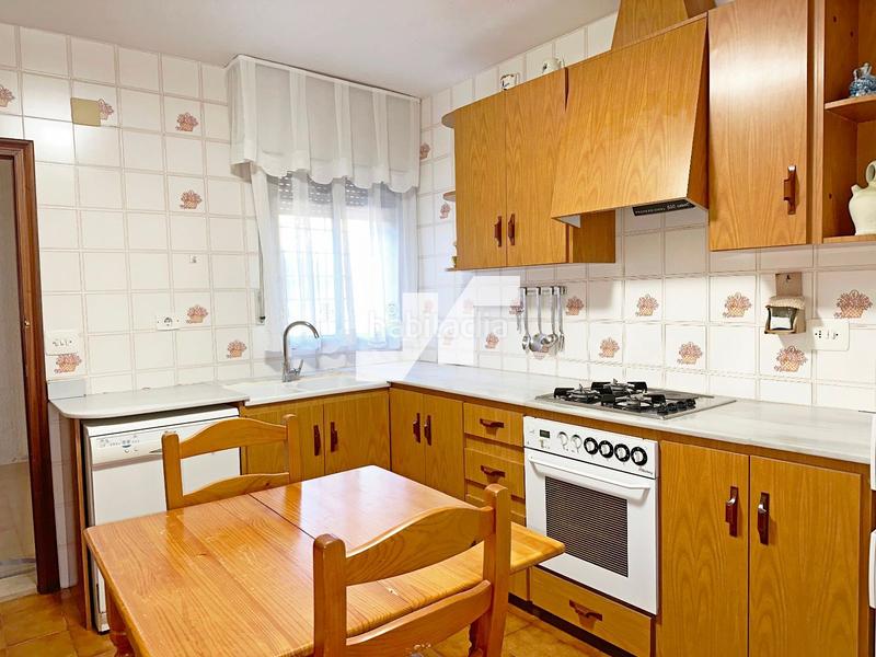 Foto bead363c-8cc0-4e2b-88f4-0f3767ae0432. Chalet con parcheggio piscina in Madrigal Villarreal / Vila - real