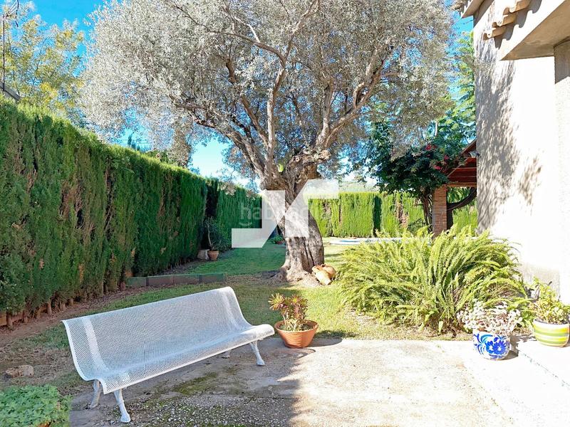 Foto ec4fc578-d310-403e-88a5-f0581f687a18. Chalet con parcheggio piscina in Madrigal Villarreal / Vila - real