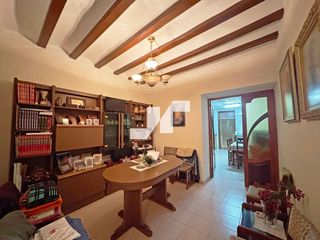 Casa  San agustin. Casa en almazora con 5 habitaciones, sala di�fana y garaje doble
