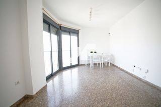 Pis  Virgen de la cabeza. Piso luminoso en burriana con ascensor y 2 habitaciones