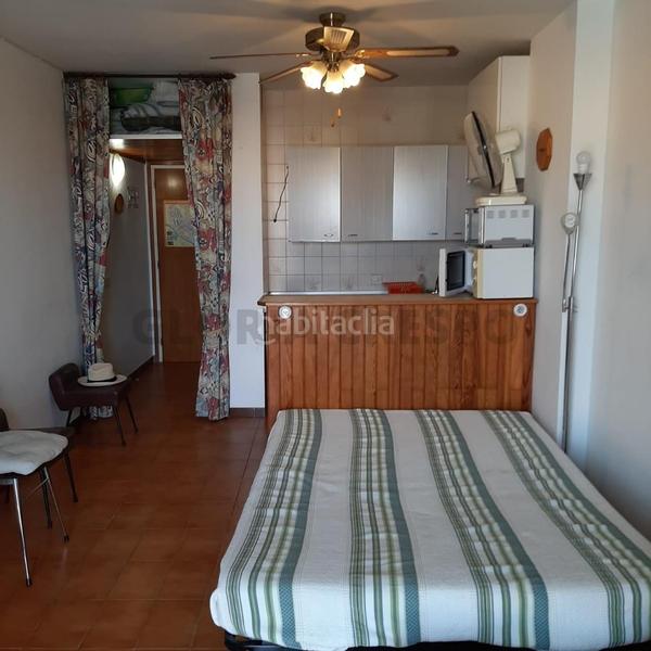 Foto 4320a988-b08b-4b2a-aa79-9889f483c1d3. Estudio a la venta y en alquiler estudio con vistas al mar en Empuriabrava