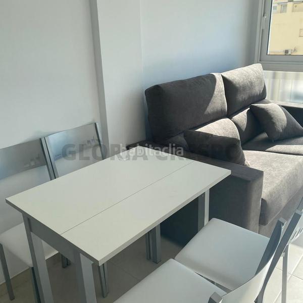 Foto aa57ea6a-f934-4dea-a7b5-fac0b9c7f699. Estudio a la venta estudio renovado en primera línea de playa . en Empuriabrava