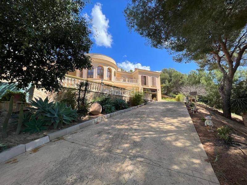 Foto 42a6a5af-86cb-4680-a380-9729d1bc945b. Xalet amb calefacció aparcament piscina a Peguera Calvià