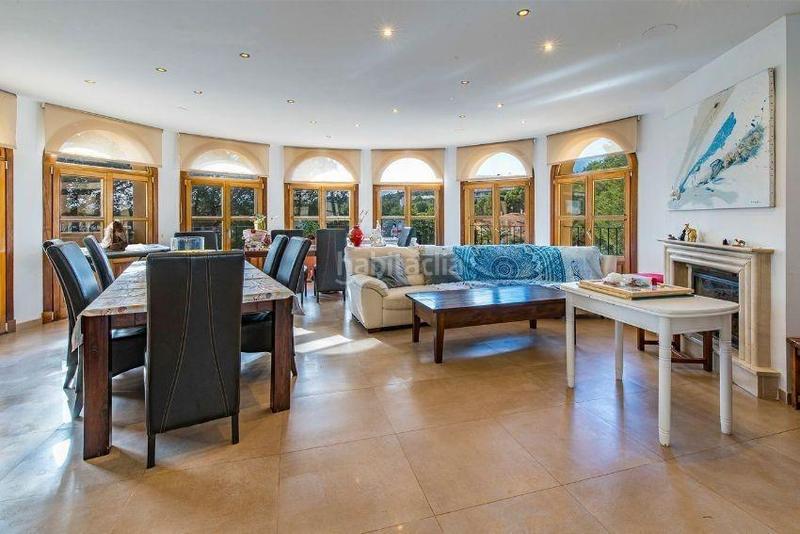 Foto 68cc86e8-ade1-434c-85ab-26ac5390d1f2. Xalet amb calefacció aparcament piscina a Peguera Calvià