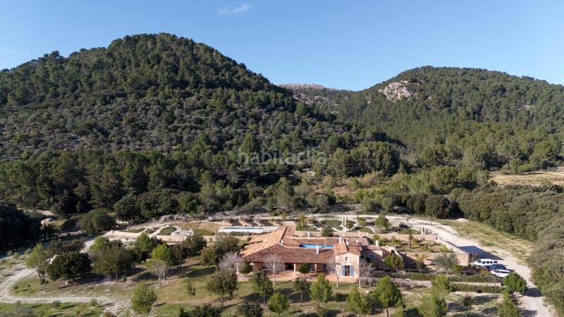 Foto 97c77666-eeb0-49b3-98c0-cddbfb9ba9b2. Xalet amb calefacció piscina a Campanet