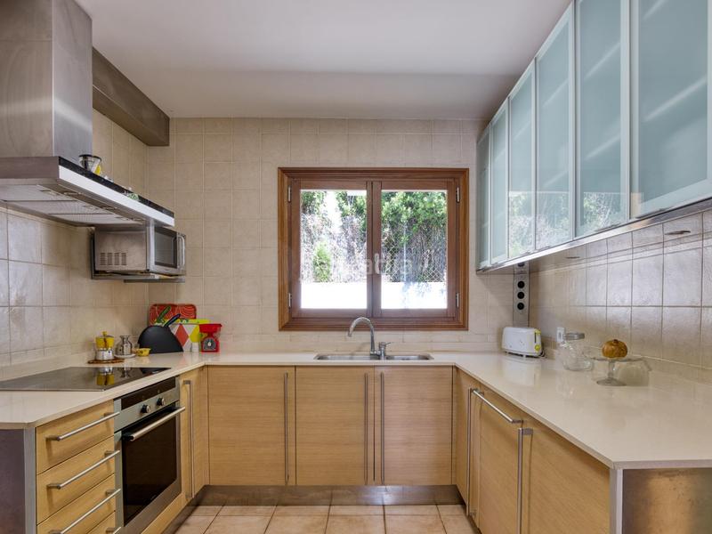 Foto 57267668-4af9-4336-adda-094b741d1c29. Semi detached house with heating parking pool in port d´Alcúdia-platja dálcúdia Alcúdia