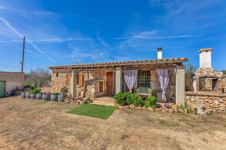 Rent Chalet in Santa Margalida Poble