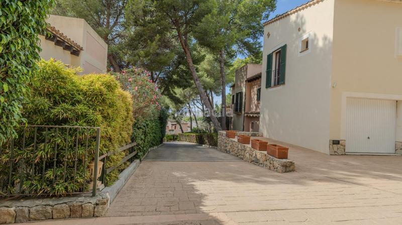 Foto abf4b381-7b59-48fe-a611-bfce21fe3d94. Reihenhaus in carrer berenguer de palou 5 in Costa de la Calma Calvià