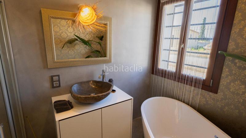 Foto bcc90be9-d2a4-48e5-9388-f730fa3ecf5e. Casa amb aparcament a Muro